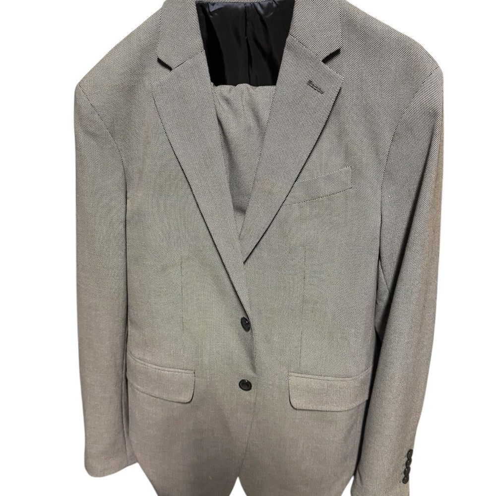 Men's Classic Gray Blazer and pants